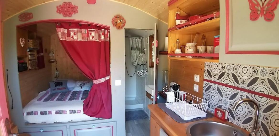 Roulotte Romantique Chauffee En Cevennes Monteils (Gard) Exterior foto